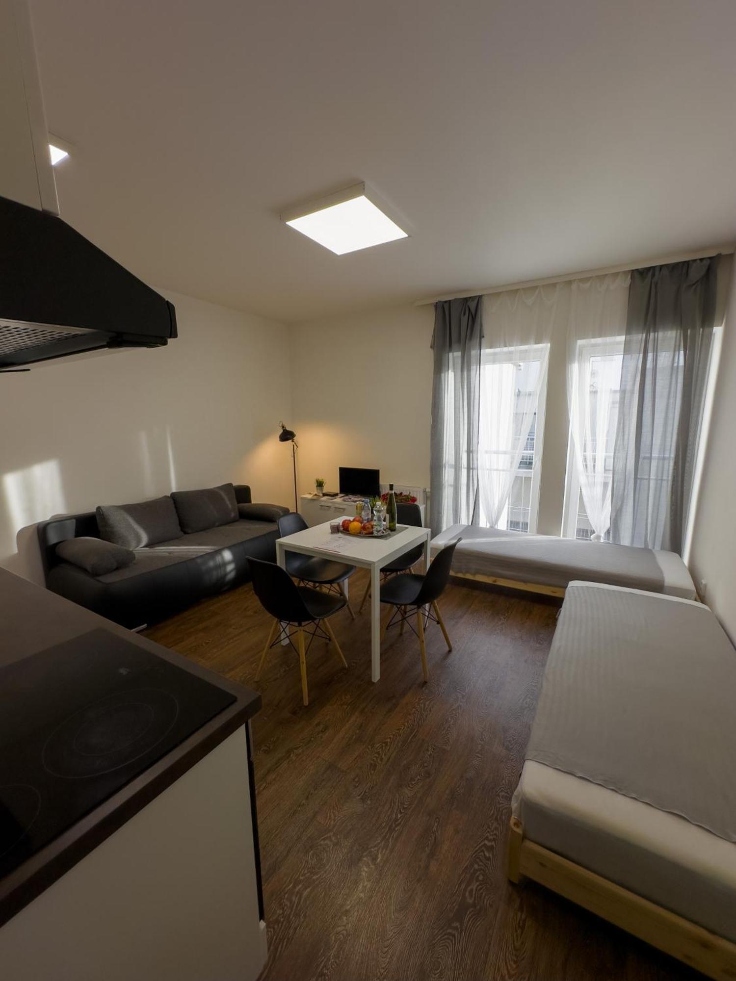 Haas Apartments Downtown With Parking Brno Exterior photo