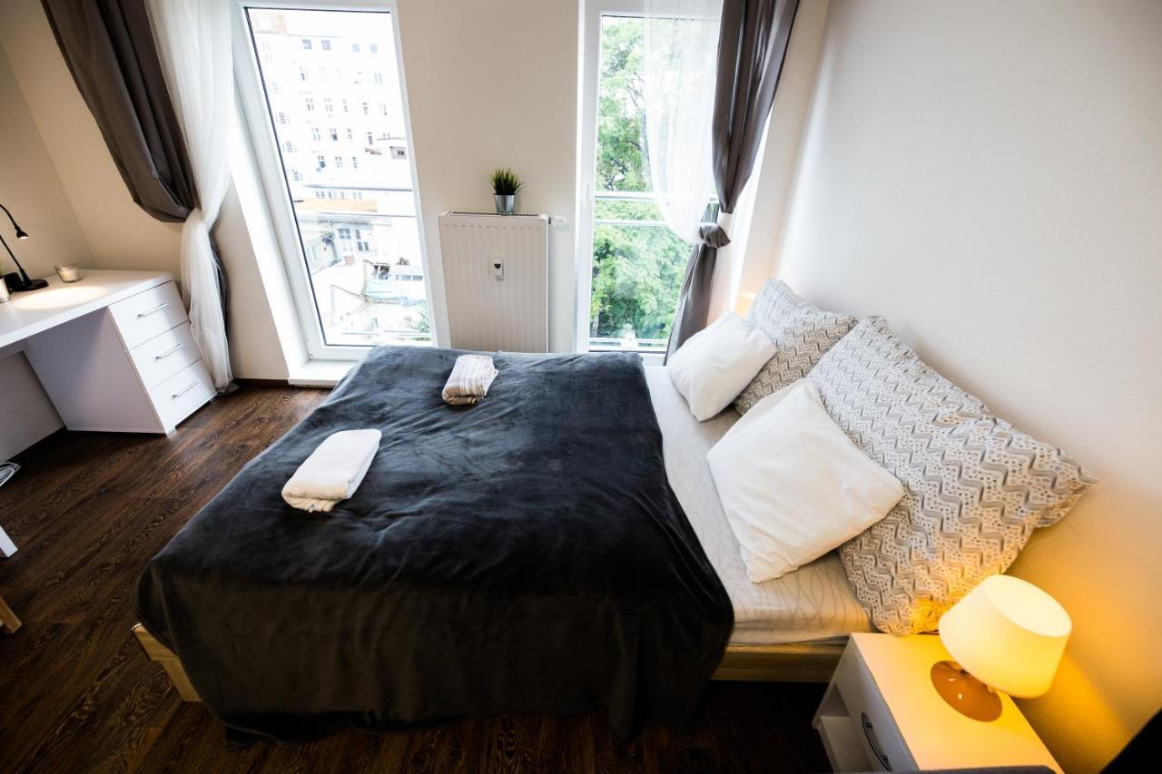 Haas Apartments Downtown With Parking Brno Exterior photo