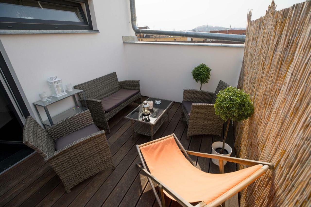 Haas Apartments Downtown With Parking Brno Exterior photo