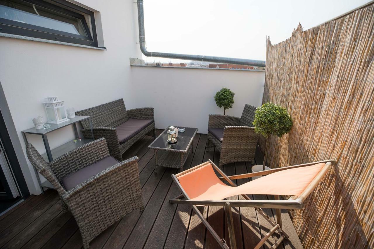 Haas Apartments Downtown With Parking Brno Exterior photo